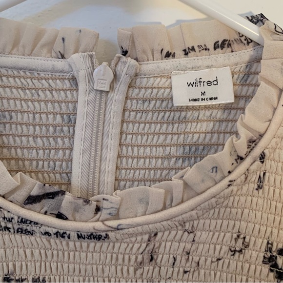 Aritzia wilfred tempest blouse Nature Illustrated Smocked Crop Top - Picture 6 of 9